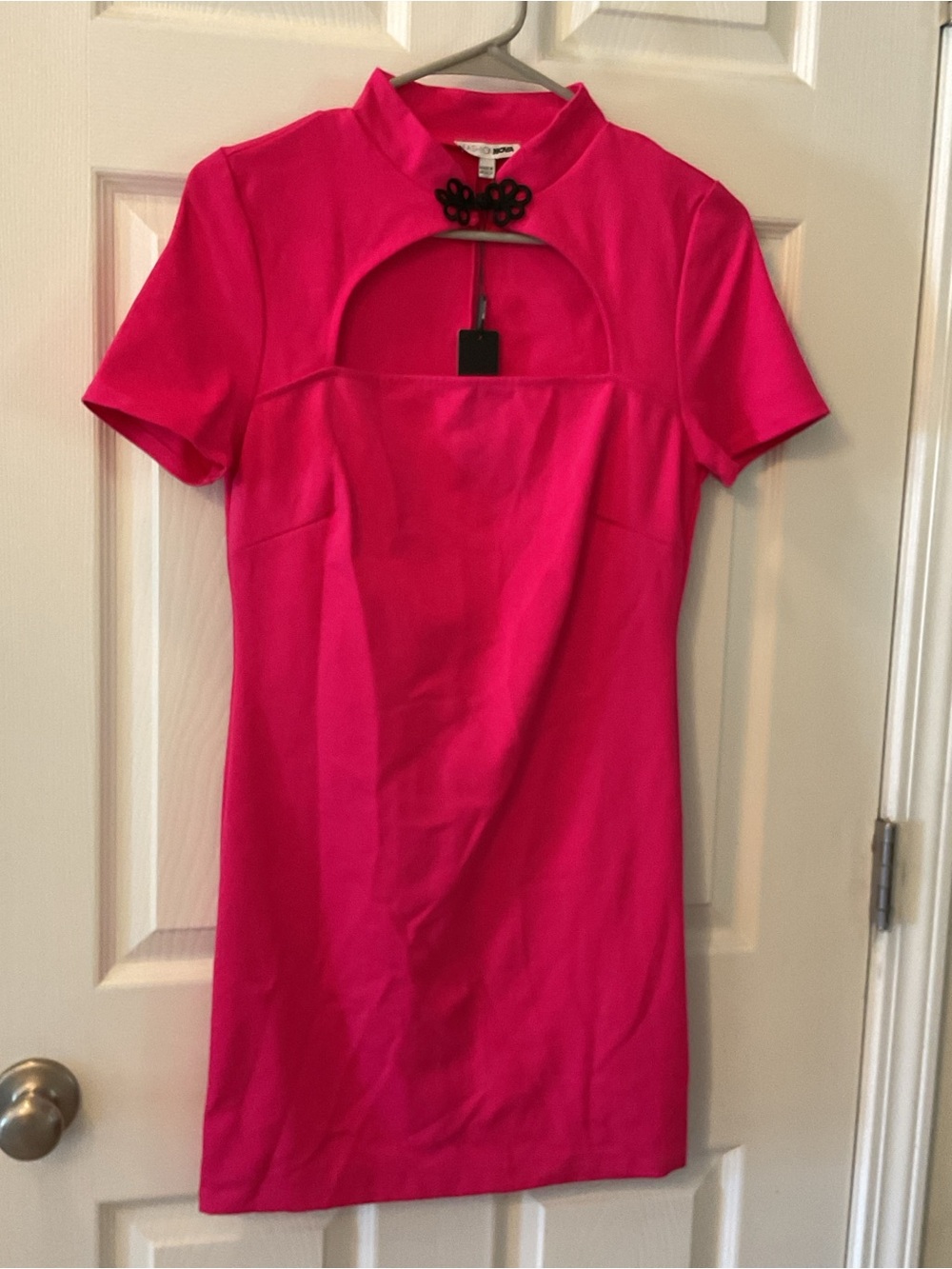 Fashion Nova Kylie Mini Dress Size Medium Pink/Barbie Pink
